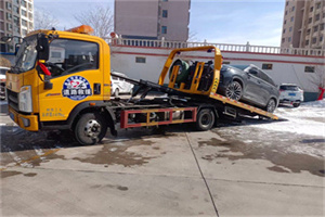 梨树县救援拖车费用怎么算